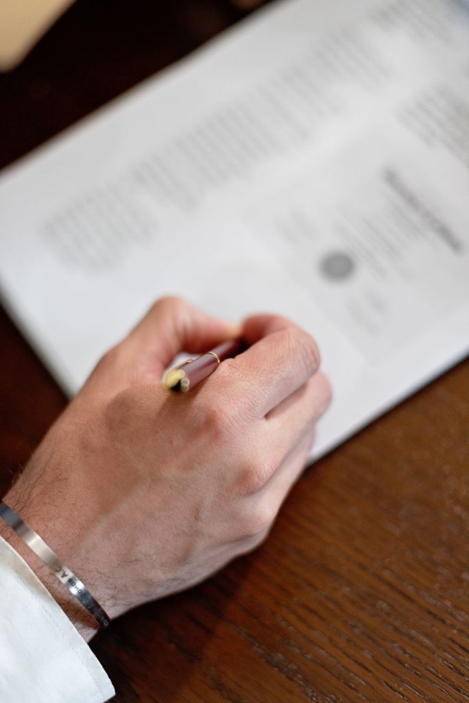 pictogrammes contrat document juridique