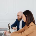 lettre de mise en demeure claire sur bureau