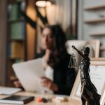 Document juridique illustrant privacy by design et legal design